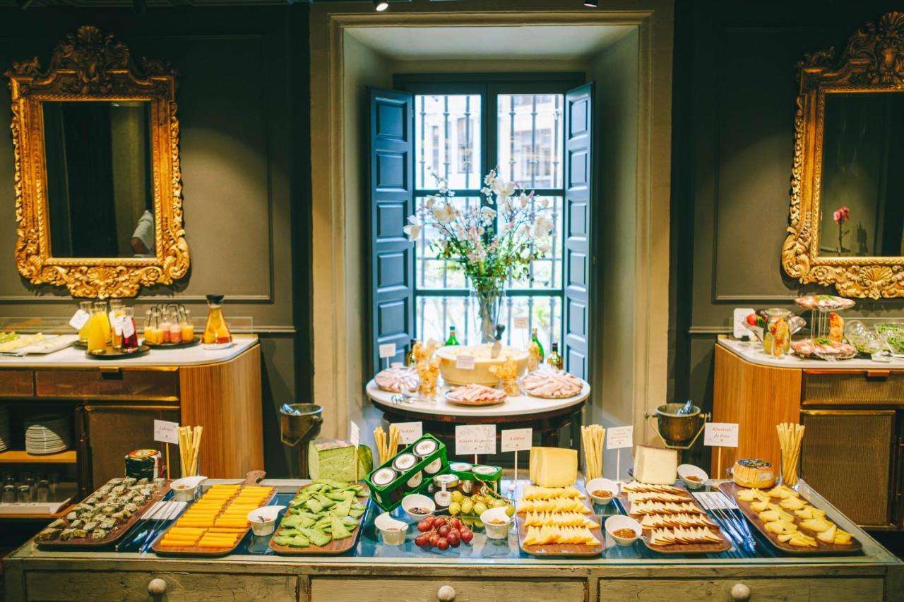 Palacio De Aviles Affiliated By Melia Zewnętrze zdjęcie A buffet at a hotel