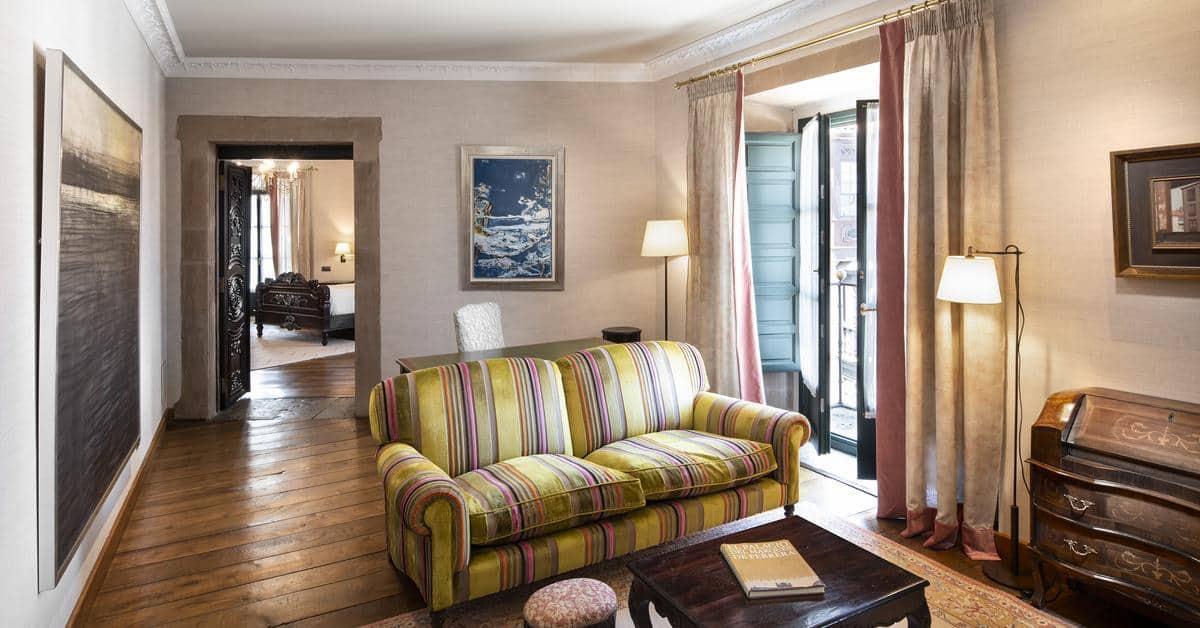 Palacio De Aviles Affiliated By Melia Zewnętrze zdjęcie A suite at the Hotel de Crillon